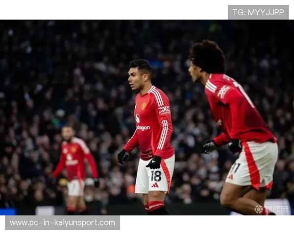 曼联球迷集体请愿!立即签下意甲铁卫,他已点赞转会传闻 曼联球迷集体请愿!立即签下意甲铁卫,他已点赞转会传闻