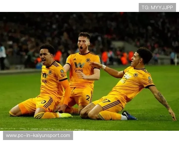 阿森纳领跑英超冠军稳如泰山争四大战乱成一锅粥两分之差七队混战 阿森纳领跑英超冠军稳如泰山争四大战乱成一锅粥两分之差七队混战