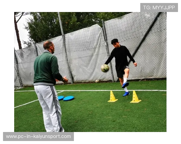 俱乐部公布球员康复训练视频，粉丝见证努力过程