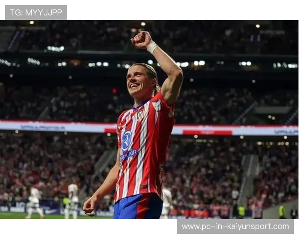 热刺加拉格尔中场精准斜传助攻